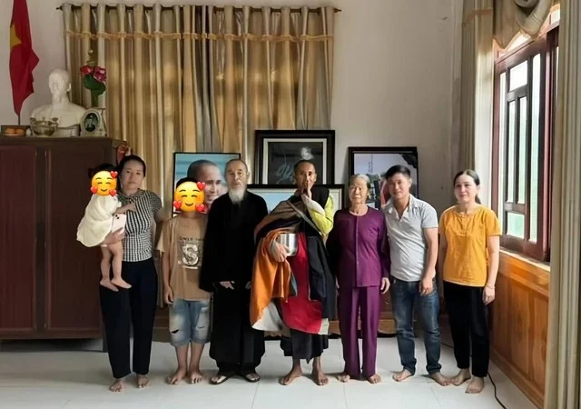 Các hộ dân Làng Nủ bốc thăm vị trí nhà ở mới tại khu tái định cư
